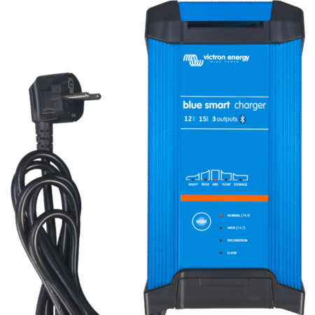 Victron Energy Blue Smart IP22 12V 15A (3) Akü Şarj Cihazı